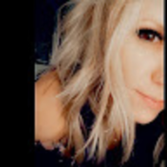 Meet your Posher, Ash - Picture 1 of 1